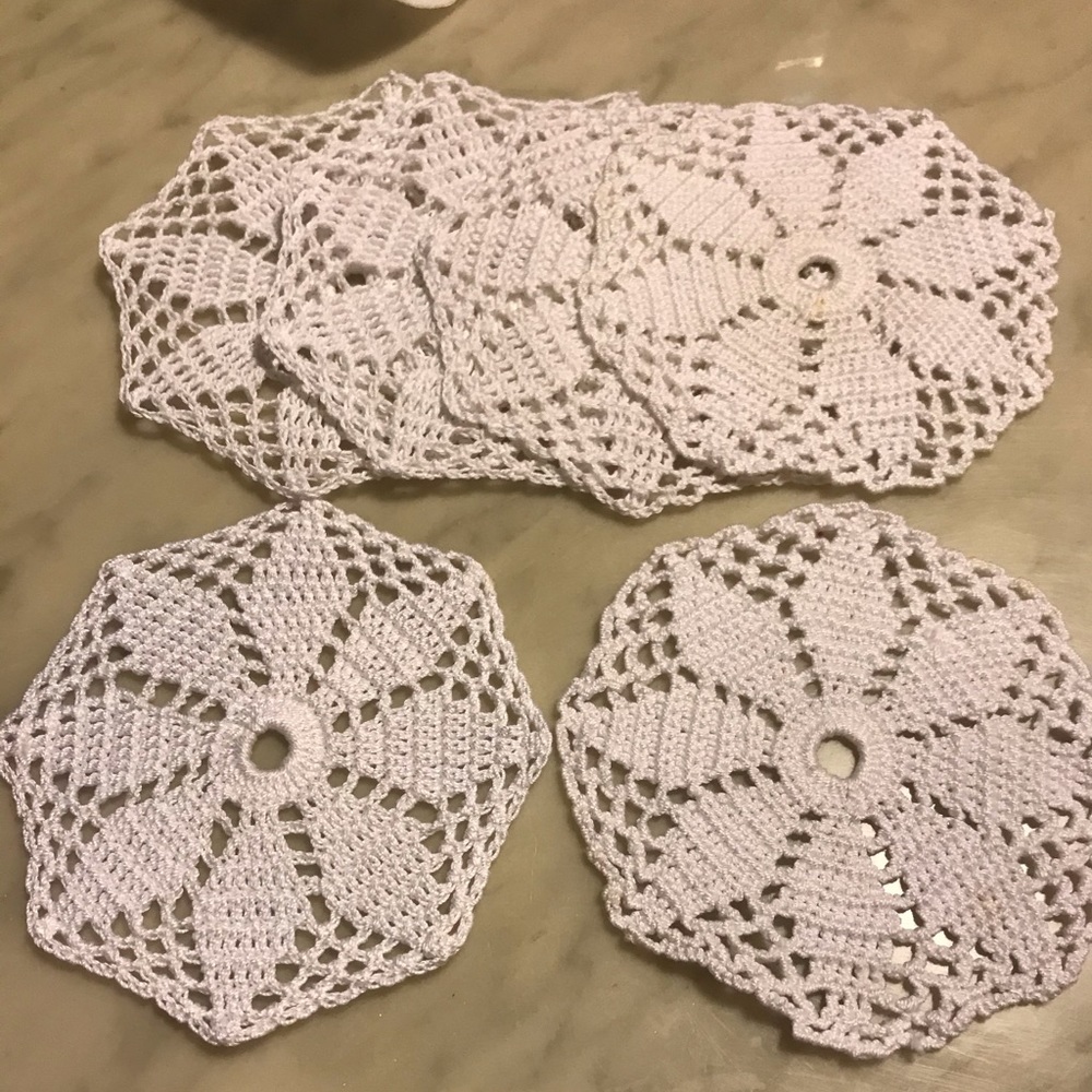 COPY - Crochet lot of 6 doilies